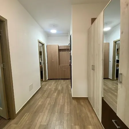 Plazza Mall-studio Bukareszt